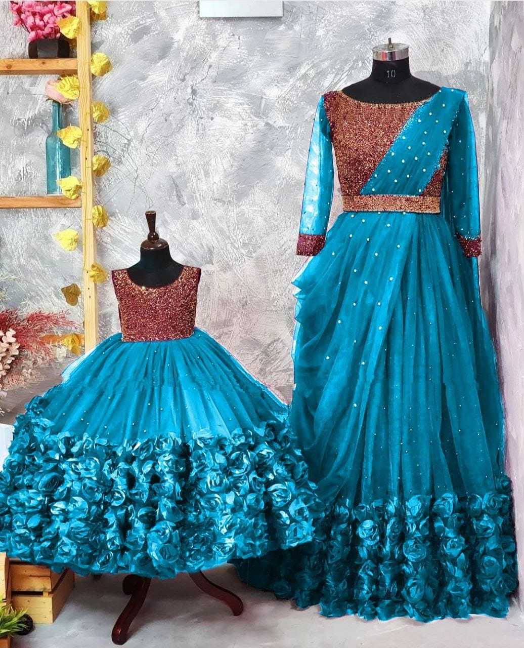 YNF SOFT NET PRI 065 GOWNS WHOLESALE MOTHER & DAUGHTER COMBO MANUFACTURER    